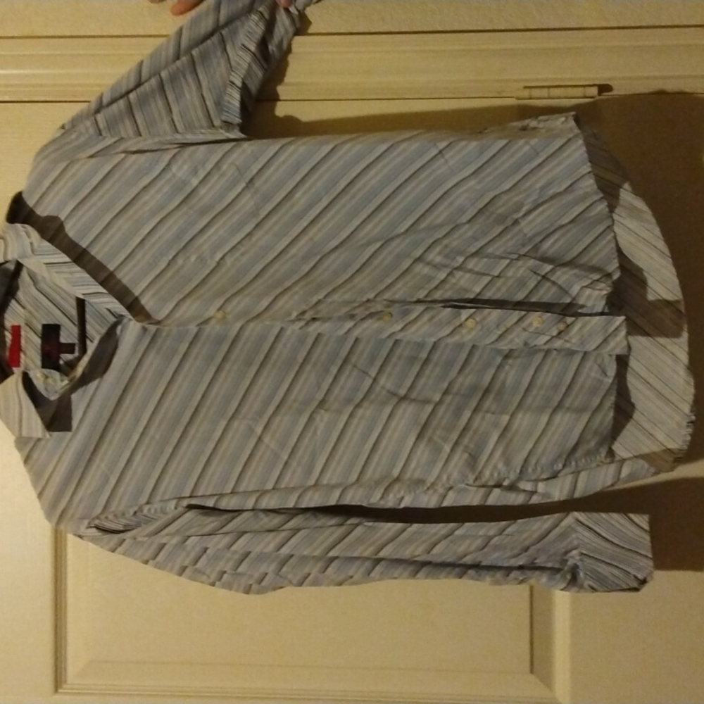 Men's casual dress shirt